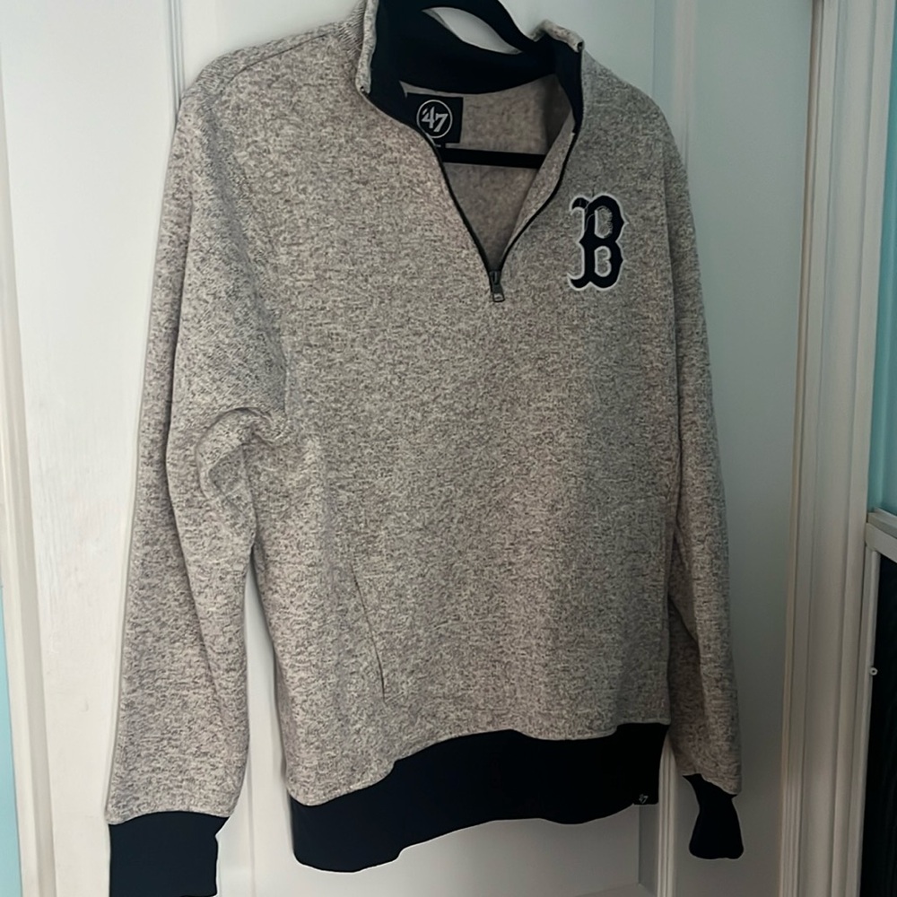 b Boston Sweater